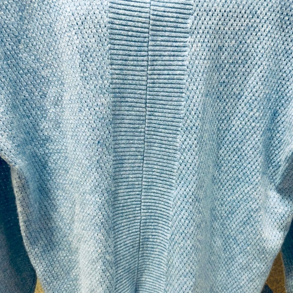 Pure Amici Women’s 100% Cashmere V-Neck Bottom Open Cut Light Blue Sweater S - Picture 7 of 8